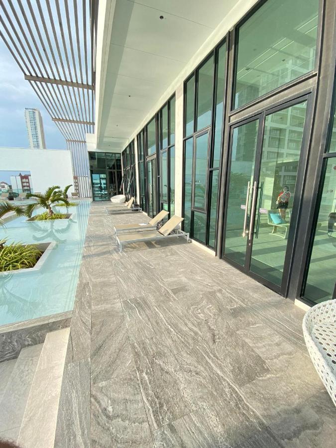 Aeras Jomtien By Cherry Aparthotel Екстериор снимка
