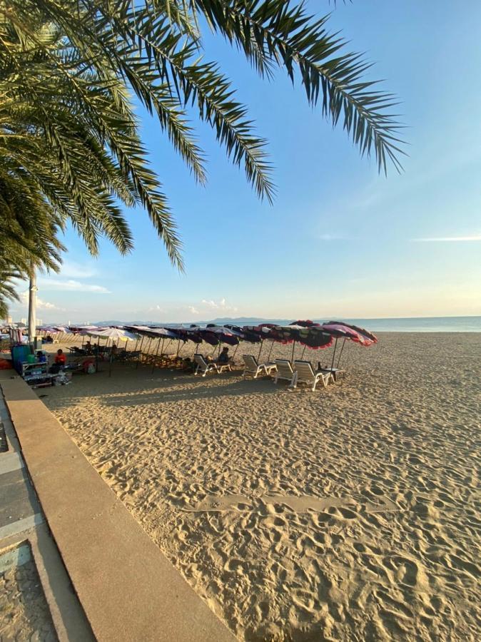 Aeras Jomtien By Cherry Aparthotel Екстериор снимка